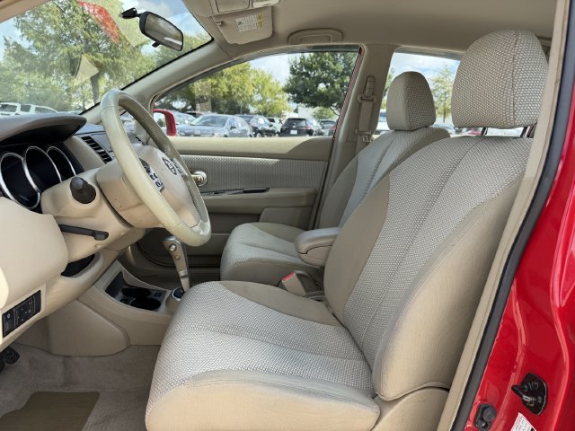 Used 2007 Nissan Versa Hatchback w/ Convenience Pkg FWD image 22