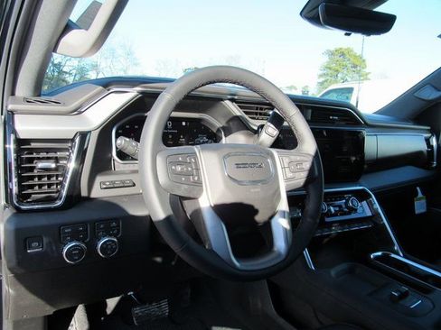 New 2026 GMC Sierra 2500 Denali w/ Denali Reserve Package AWD/4WD image 14