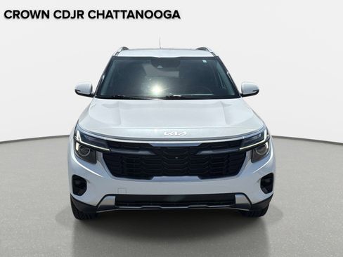 Used 2024 Kia Seltos EX FWD image 10