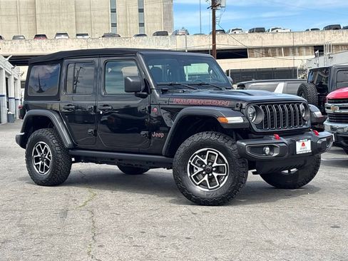 Used 2024 Jeep Wrangler Unlimited Rubicon w/ Safety Group AWD/4WD image 1