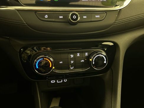 Used 2022 Buick Encore GX Preferred image 23