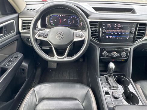 Used 2021 Volkswagen Atlas SEL Premium image 23