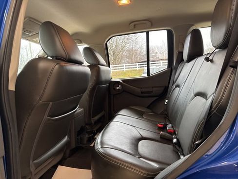 Used 2015 Nissan Xterra PRO-4X w/ Pro-4x Leather Package image 30