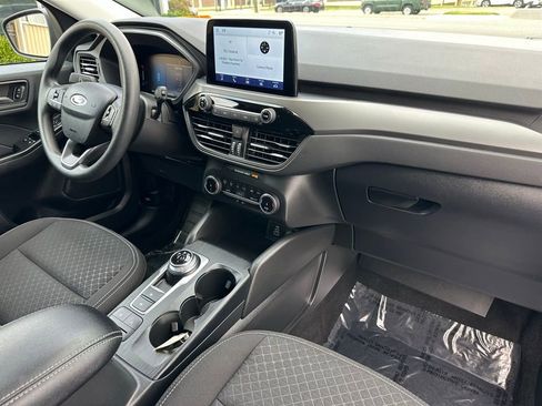 Used 2025 Ford Escape Active FWD image 16
