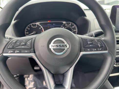 Used 2021 Nissan Altima 2.5 SV FWD image 25