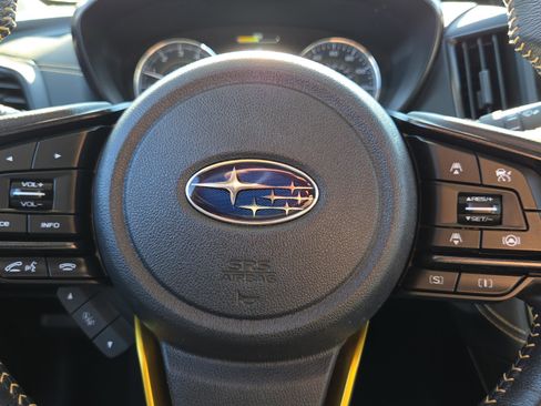 Used 2022 Subaru Crosstrek 2.5i Sport w/ Moonroof Package image 29