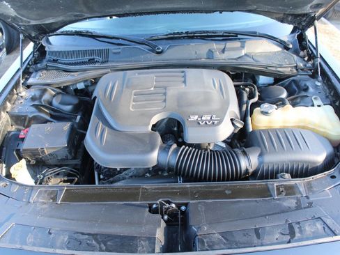 Used 2018 Dodge Challenger GT w/ Driver Convenience Group image 16