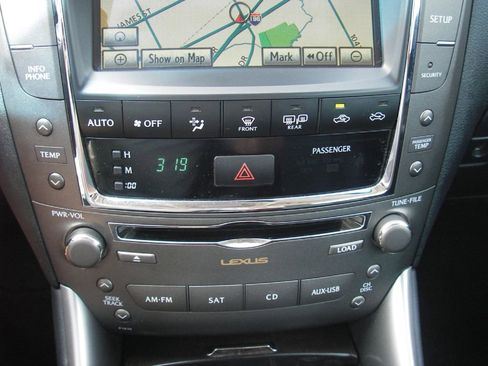Used 2010 Lexus IS 250C image 30