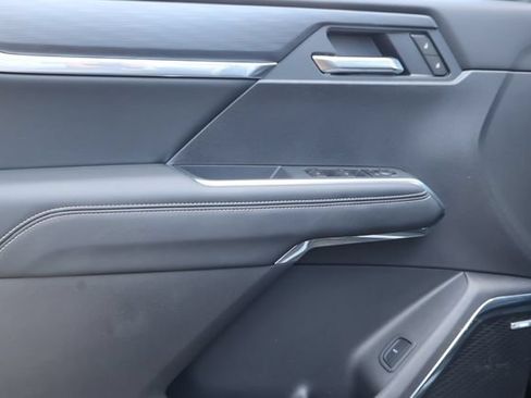 New 2026 GMC Acadia Elevation w/ Black Edition FWD image 12