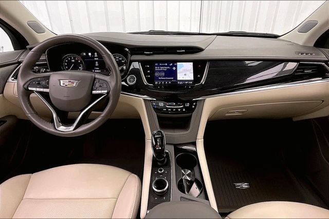 Certified 2023 Cadillac XT6 Premium Luxury w/ Technology Package AWD/4WD image 15