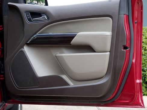 Used 2017 GMC Canyon SLE w/ SLE Convenience Package image 39