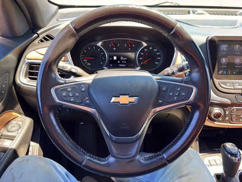 Used 2020 Chevrolet Equinox Premier AWD/4WD image 38