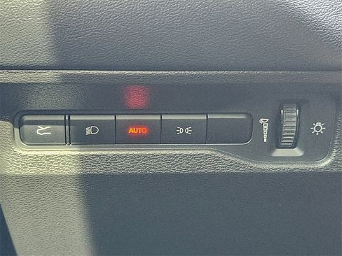 Used 2025 Dodge Charger Daytona Scat Pack w/ Track Pack image 23