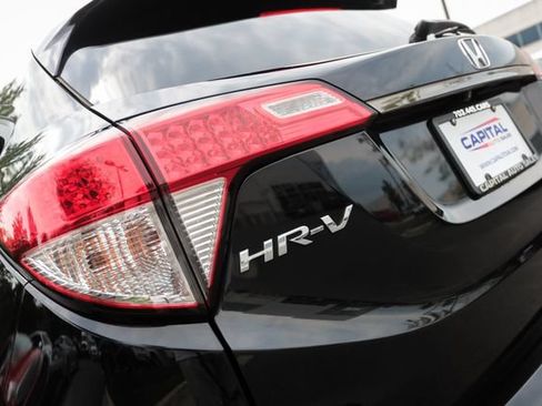 Used 2021 Honda HR-V Sport image 13