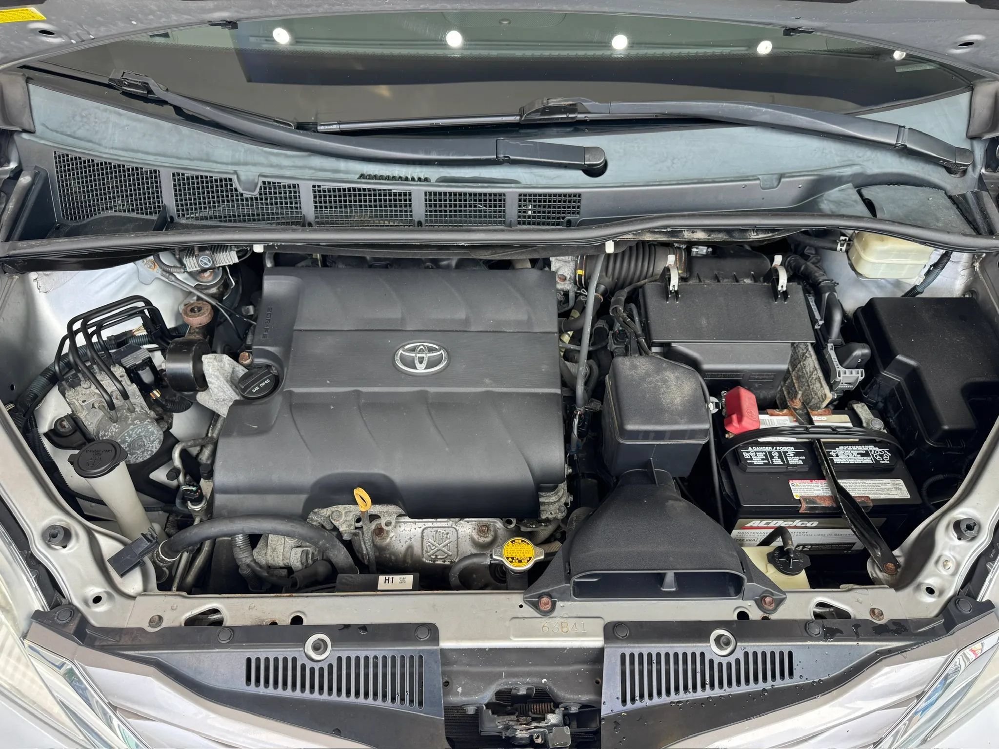 Used 2016 Toyota Sienna XLE FWD image 33