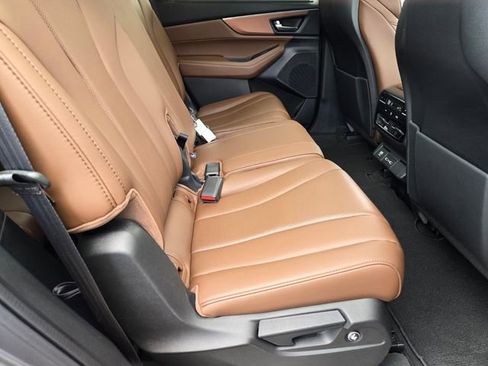Certified 2024 Acura MDX FWD w/ Technology Package image 15
