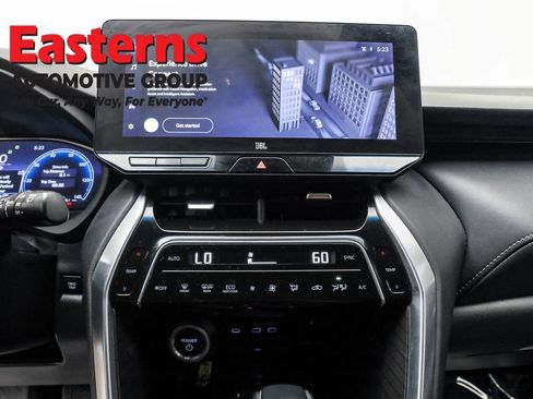 Used 2023 Toyota Venza Limited AWD/4WD image 12