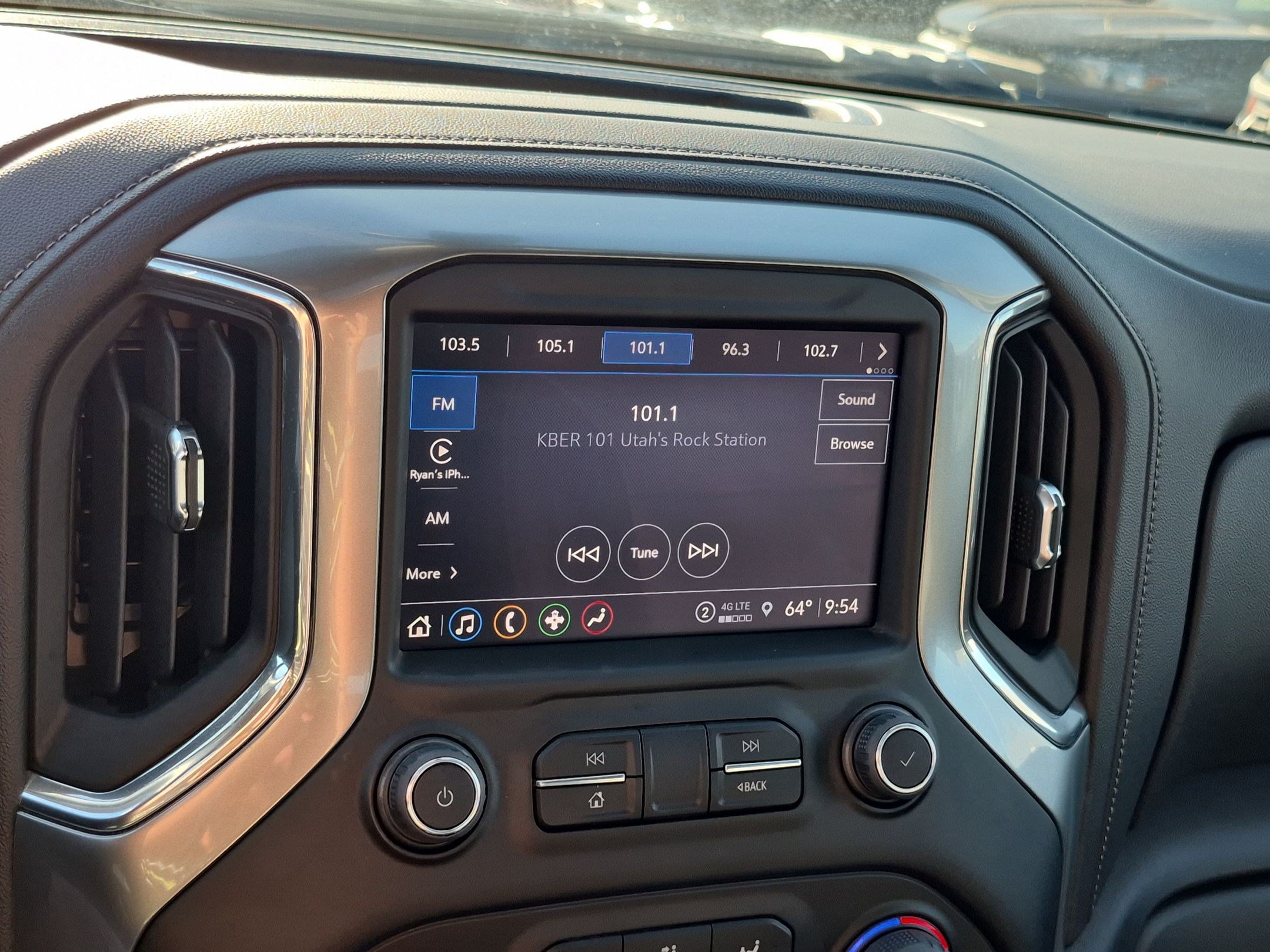 Used 2022 Chevrolet Silverado 3500 LTZ AWD/4WD image 23