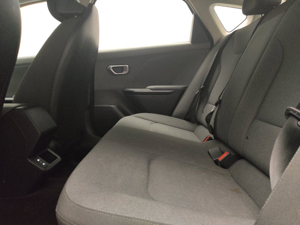 Used 2025 Kia K4 FWD image 18