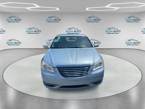 Used 2012 Chrysler 200 Limited FWD image 2