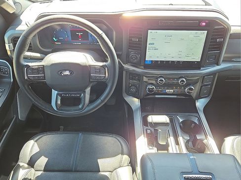 Used 2025 Ford F150 Platinum w/ Equipment Group 702A High image 17