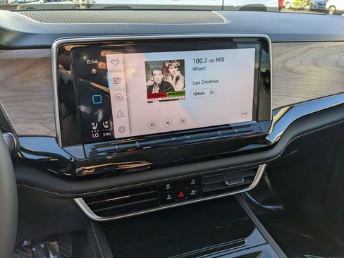 New 2026 Volkswagen Atlas SE image 21