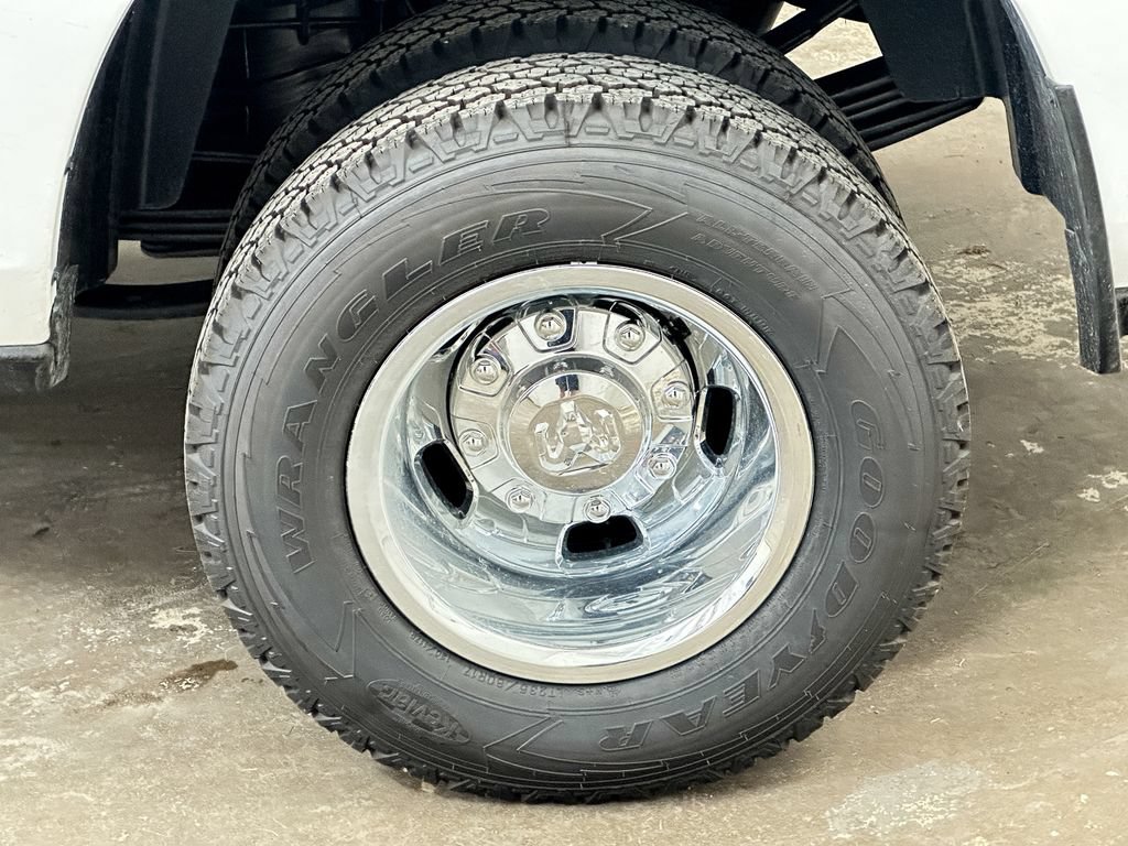 New 2026 RAM 3500 Tradesman AWD/4WD image 43