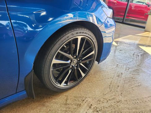 Used 2019 Toyota Camry XSE image 47