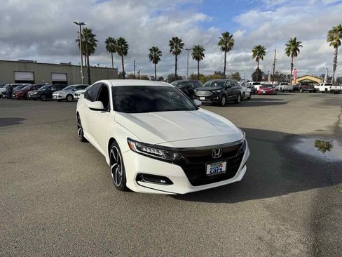 Used 2020 Honda Accord Sport image 3
