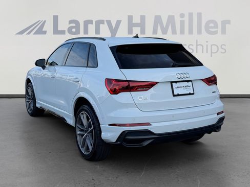 Used 2021 Audi Q3 2.0T Premium Plus w/ Premium Plus Package image 3