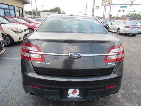 Used 2017 Ford Taurus SEL w/ Equipment Group 201A image 6
