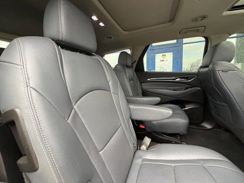 Used 2020 Buick Enclave Essence AWD/4WD image 40
