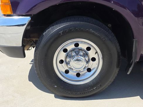 Used 1999 Ford F250 XLT RWD image 10