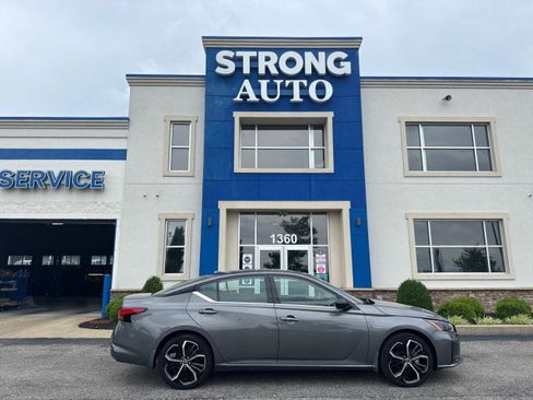 Used 2025 Nissan Altima 2.5 SR FWD image 17