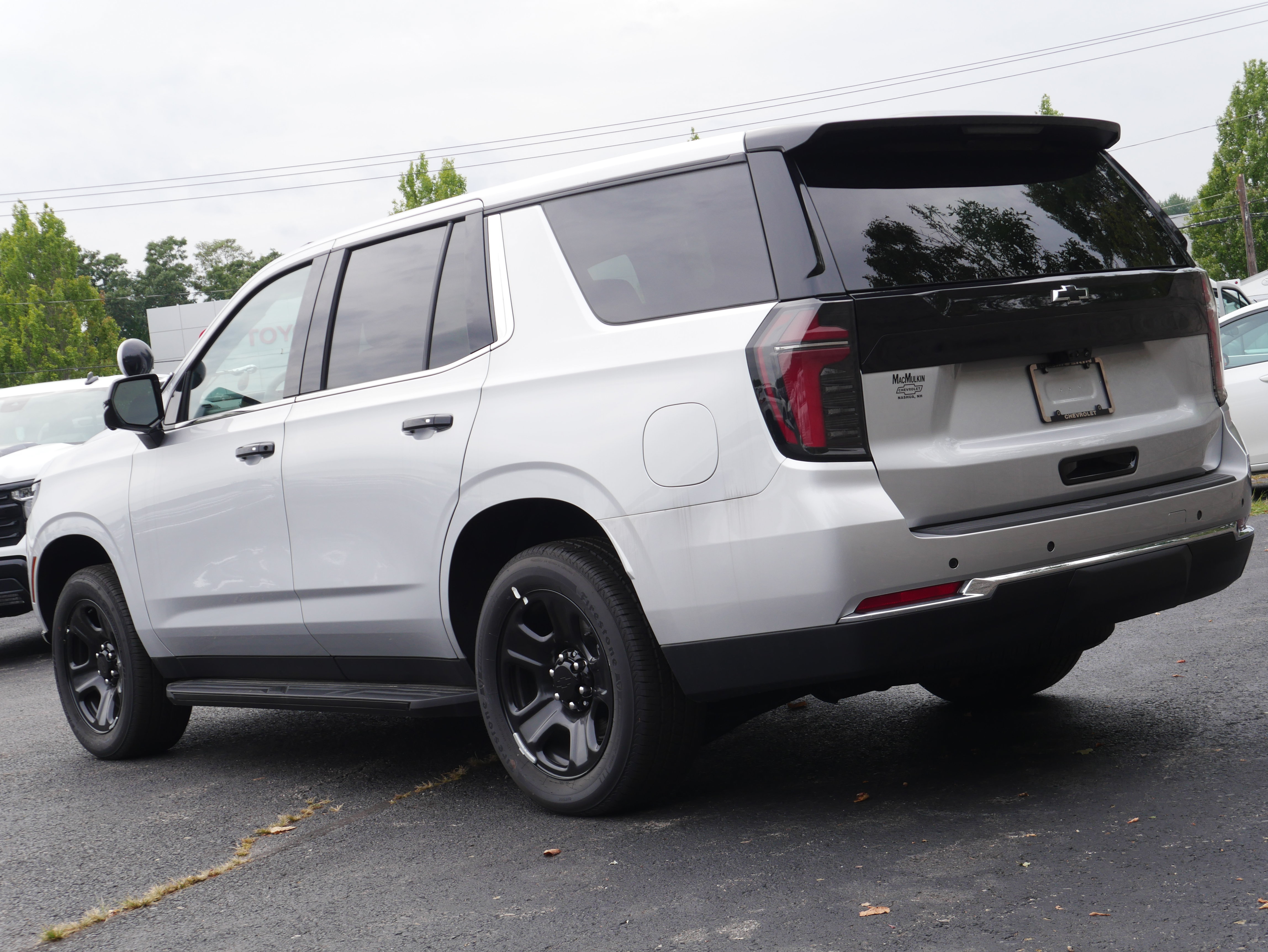 New 2025 Chevrolet Tahoe 4WD w/ 1FL Safety Package image 6