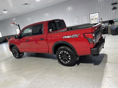 Used 2021 Nissan Titan PRO-4X w/ Pro-4x Convenience Package image 5