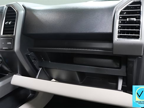 Used 2017 Ford F150 XLT w/ Equipment Group 302A Luxury image 30