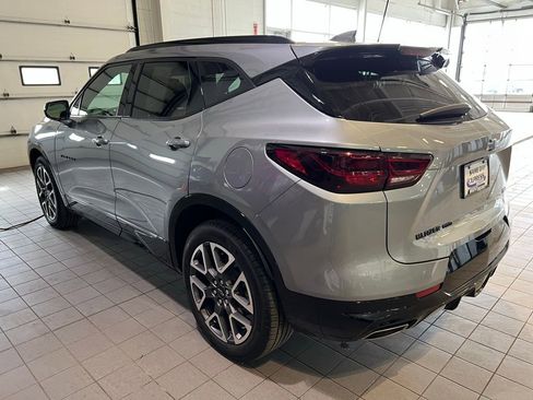 Used 2023 Chevrolet Blazer RS w/ Enhanced Convenience Package image 6