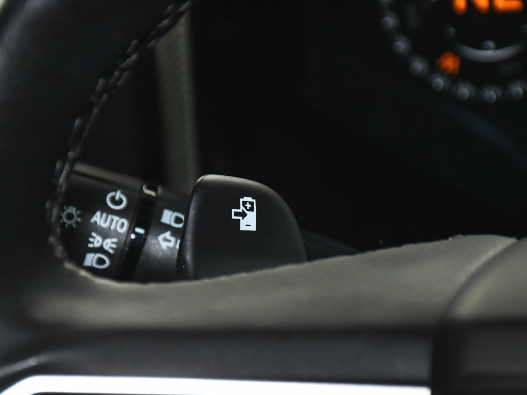 Used 2025 GMC Hummer EV 3X AWD/4WD image 30