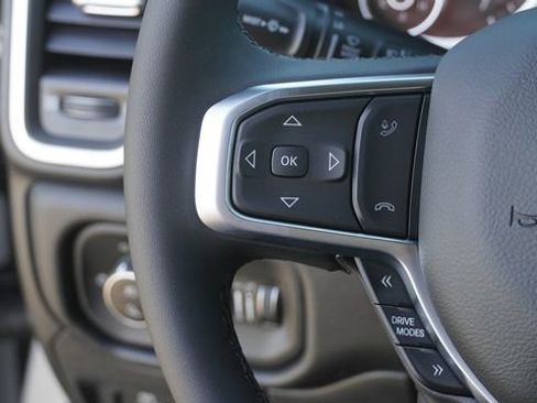 New 2026 RAM 1500 4x4 Crew Cab image 26