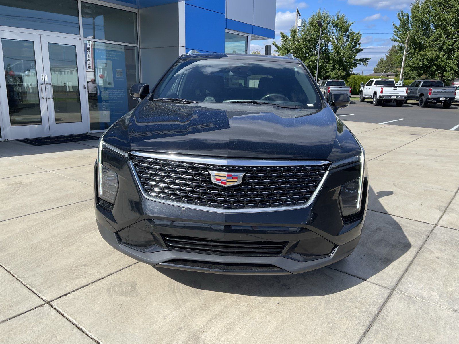 Used 2024 Cadillac XT4 Premium Luxury AWD/4WD image 8