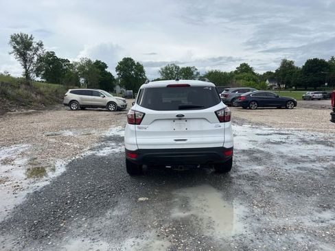 Used 2018 Ford Escape SE w/ SE Sport Appearance Package AWD/4WD image 5