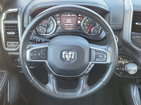 Used 2024 RAM 1500 Laramie AWD/4WD image 18