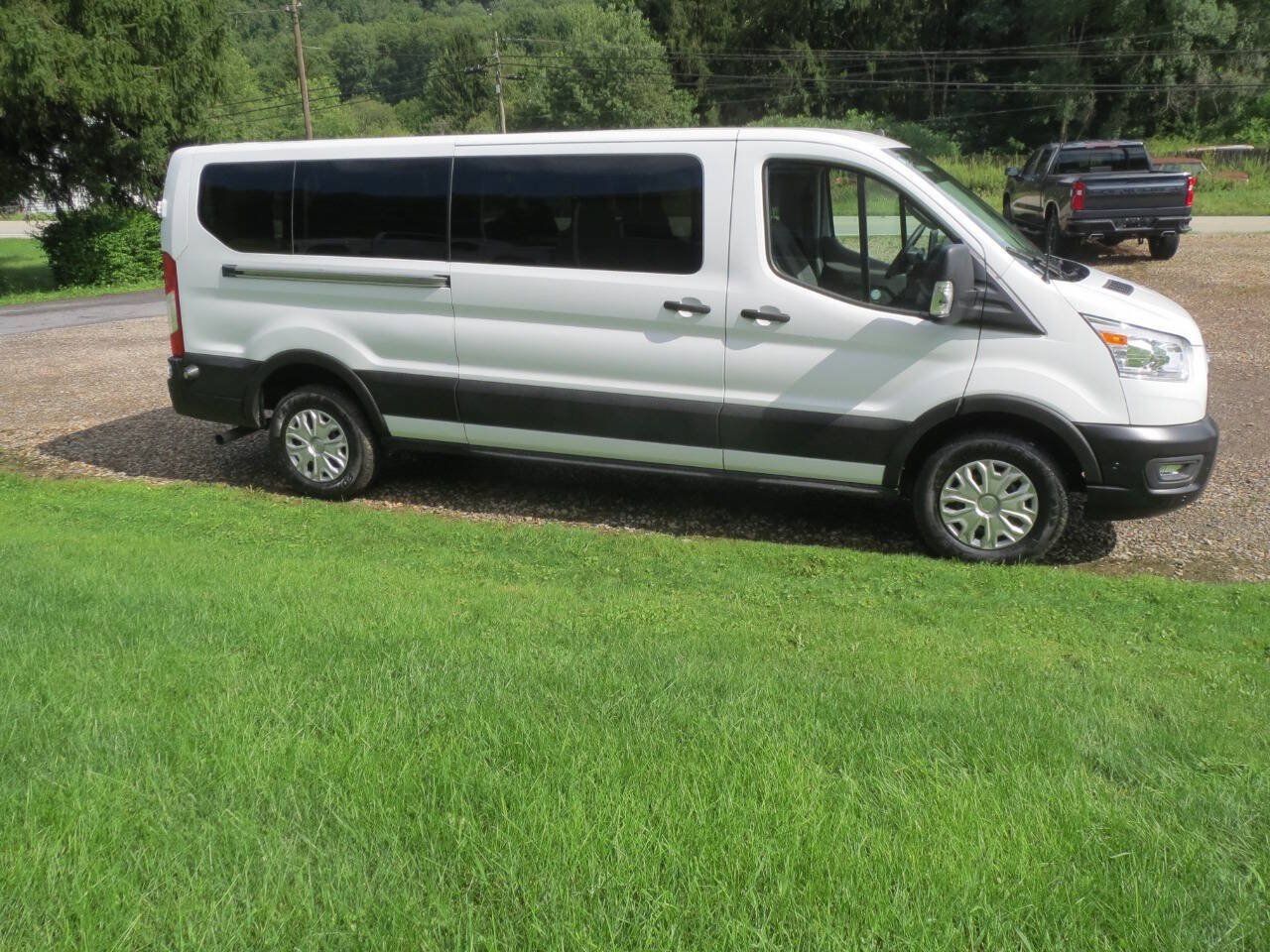 Used 2024 Ford Transit 350 XLT RWD image 12