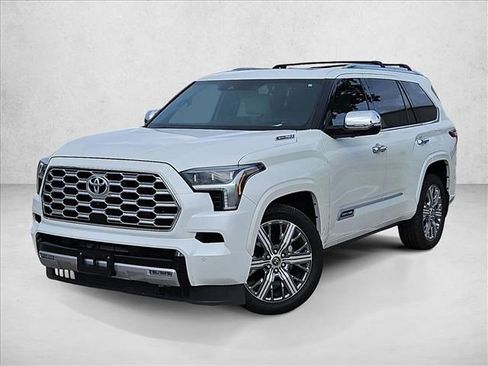 Used 2023 Toyota Sequoia Capstone AWD/4WD image 1