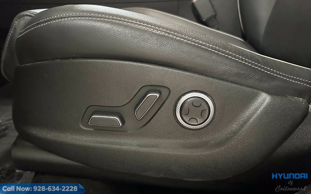 Used 2022 Genesis GV70 2.5T w/ Advanced Package AWD/4WD image 23
