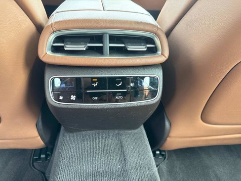 Used 2022 Genesis G80 2.5T w/ Advanced Package image 17