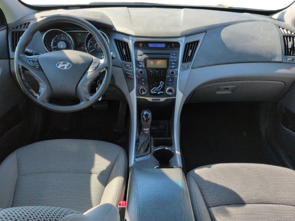 Used 2012 Hyundai Sonata GLS FWD image 11