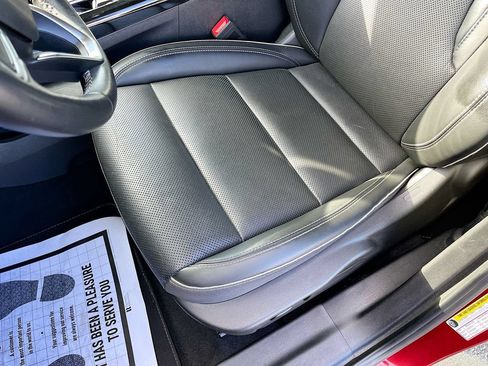 Used 2023 Buick Envision Essence FWD image 19