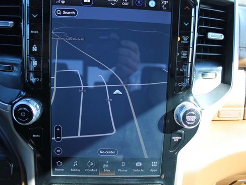 Used 2023 RAM 3500 Laramie image 32